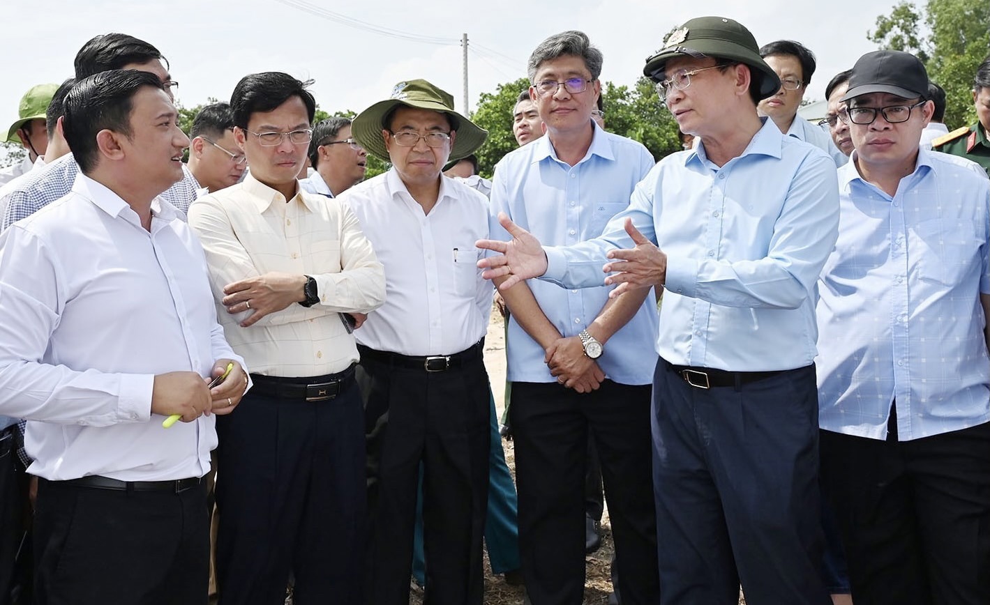 Chủ tịch UBND tỉnh Lâm Đồng Hồ Văn Mười kiểm tra Dự án Khu công nghiệp Sơn Mỹ, xã Tân Minh (Lâm Đồng)