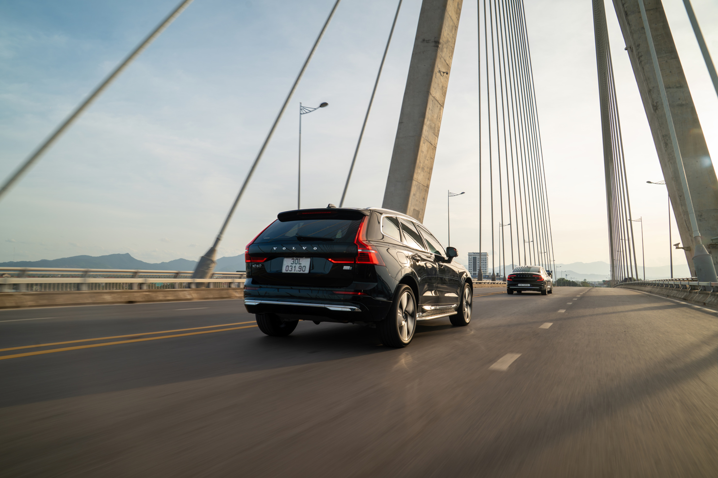 XC60 - mẫu SUV cỡ trung được yêu mến và bán chạy nhất mọi thời đại của Volvo
