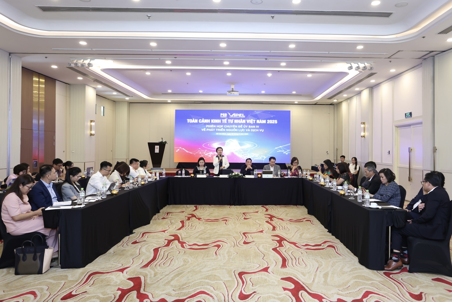 Phiên họp khởi động của Ủy ban IV trong khuôn khổ Chương trình Toàn cảnh Kinh tế Tư nhân lần thứ nhất