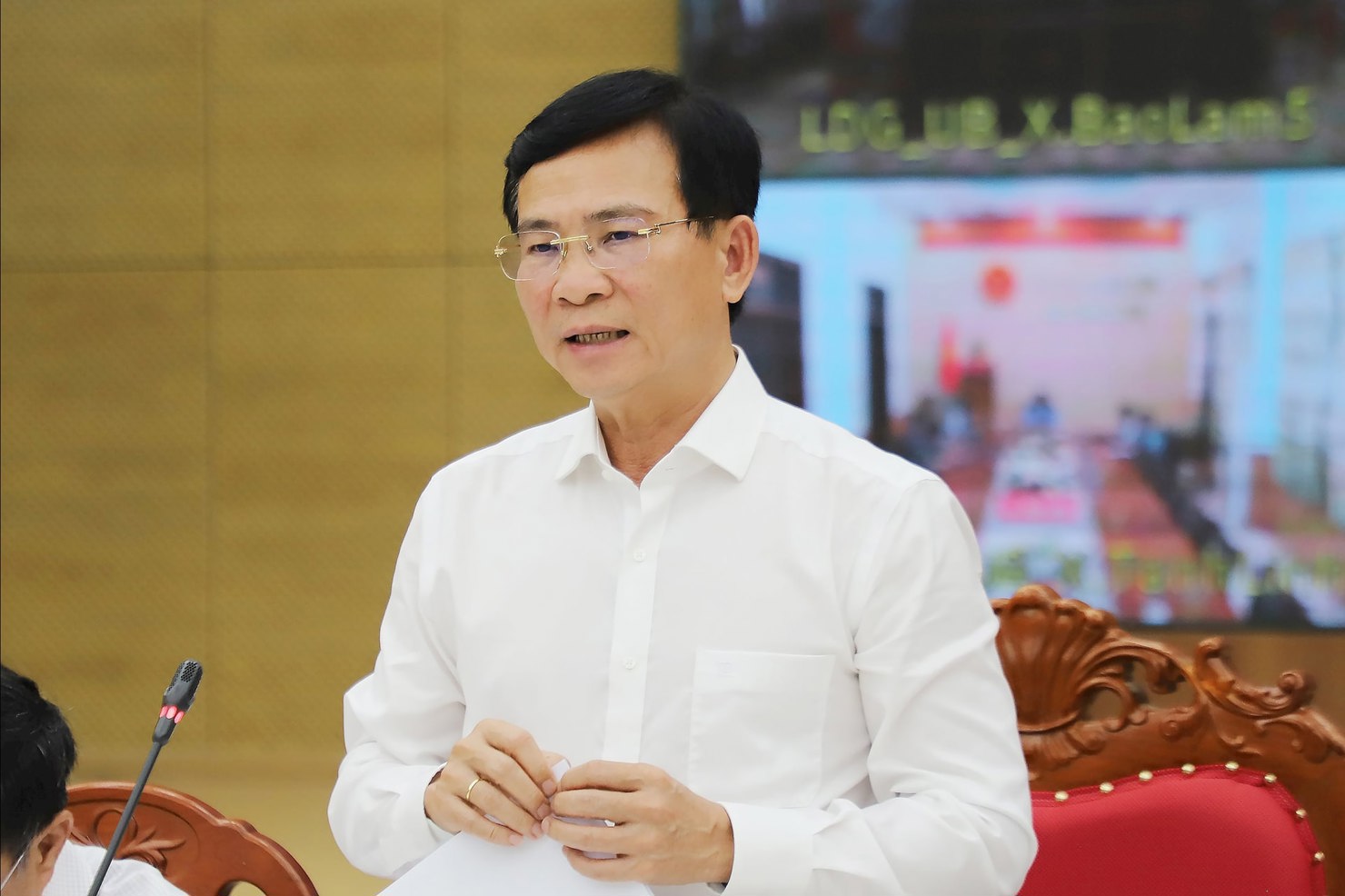 Chủ tịch UBND tỉnh Lâm Đồng Hồ Văn Mười cho biết, không thể vì không giải ngân được là trả lại tiền cho Trung ương. Ảnh: N.L