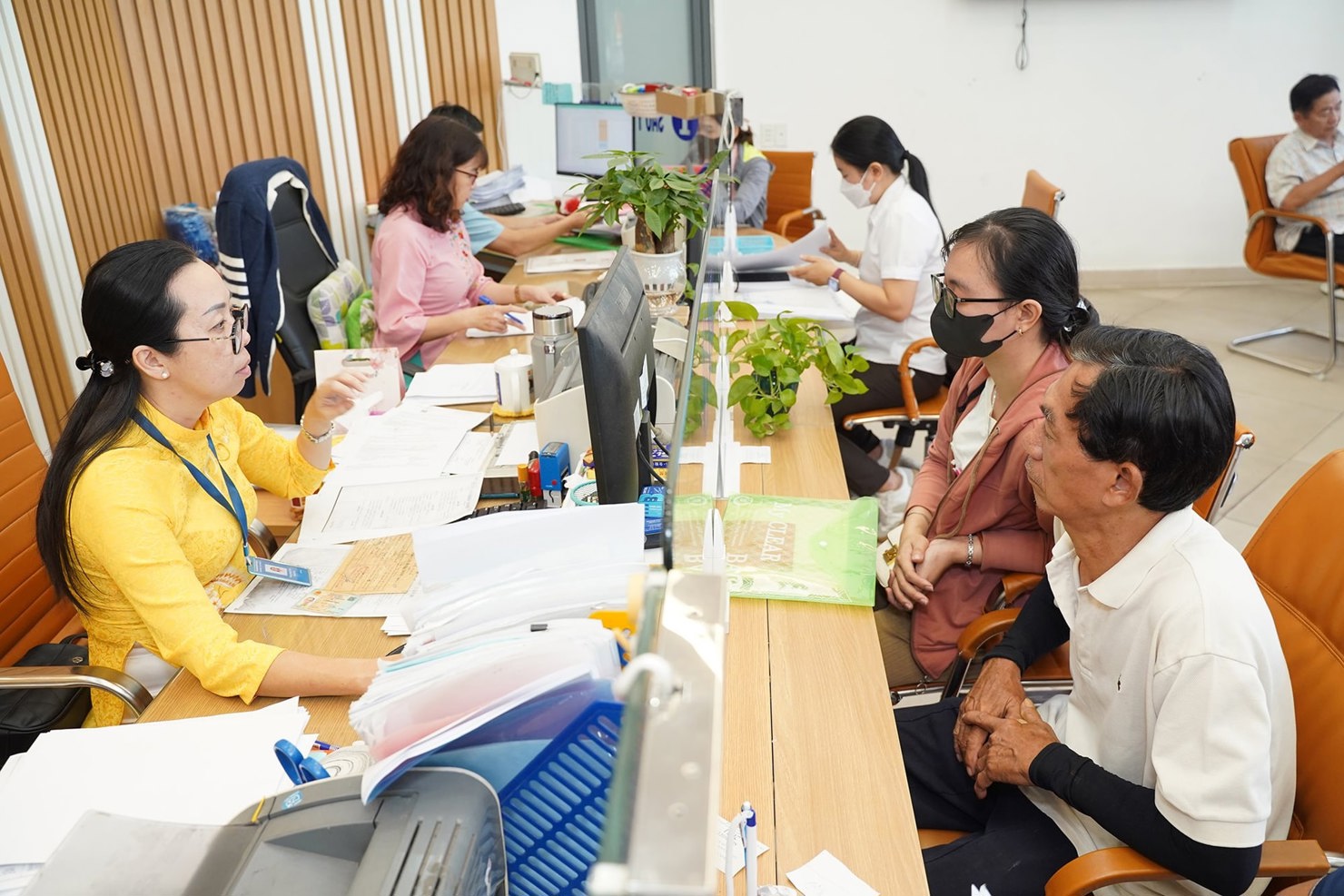Các đơn vị thuộc Bộ Tài chính tích cực, chủ động phối hợp với các địa phương tổ chức các lớp bồi dưỡng, tập huấn về chuyên môn, nghiệp vụ cho cán bộ cấp xã.