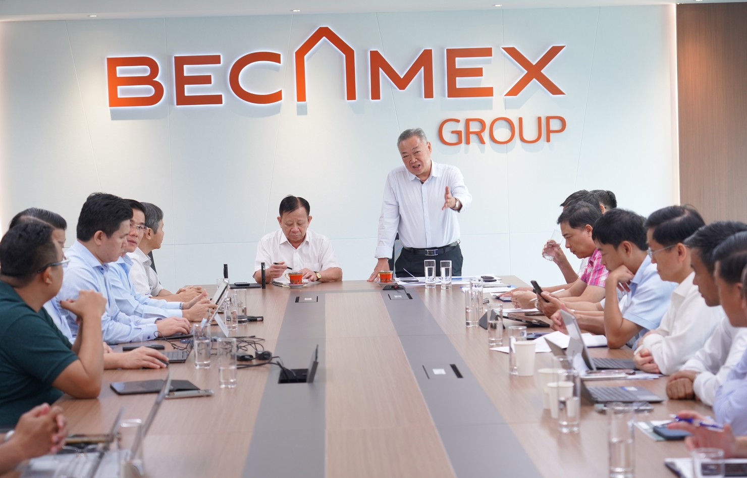 Ông Phạm Quốc Bảo – Chủ tịch HĐTV EVNHCMC khẳng định trách nhiệm và năng lực đảm bảo cung cấp điện cho khu công nghệ - đô thị - dịch vụ Becamex.