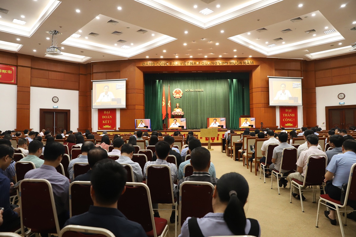 Đảng ủy Bộ Tài chính xác định rõ 6 nhiệm vụ trọng tâm của ủy ban kiểm tra các cấp trong Đảng bộ từ nay đến Đại hội lần thứ XIV của Đảng.