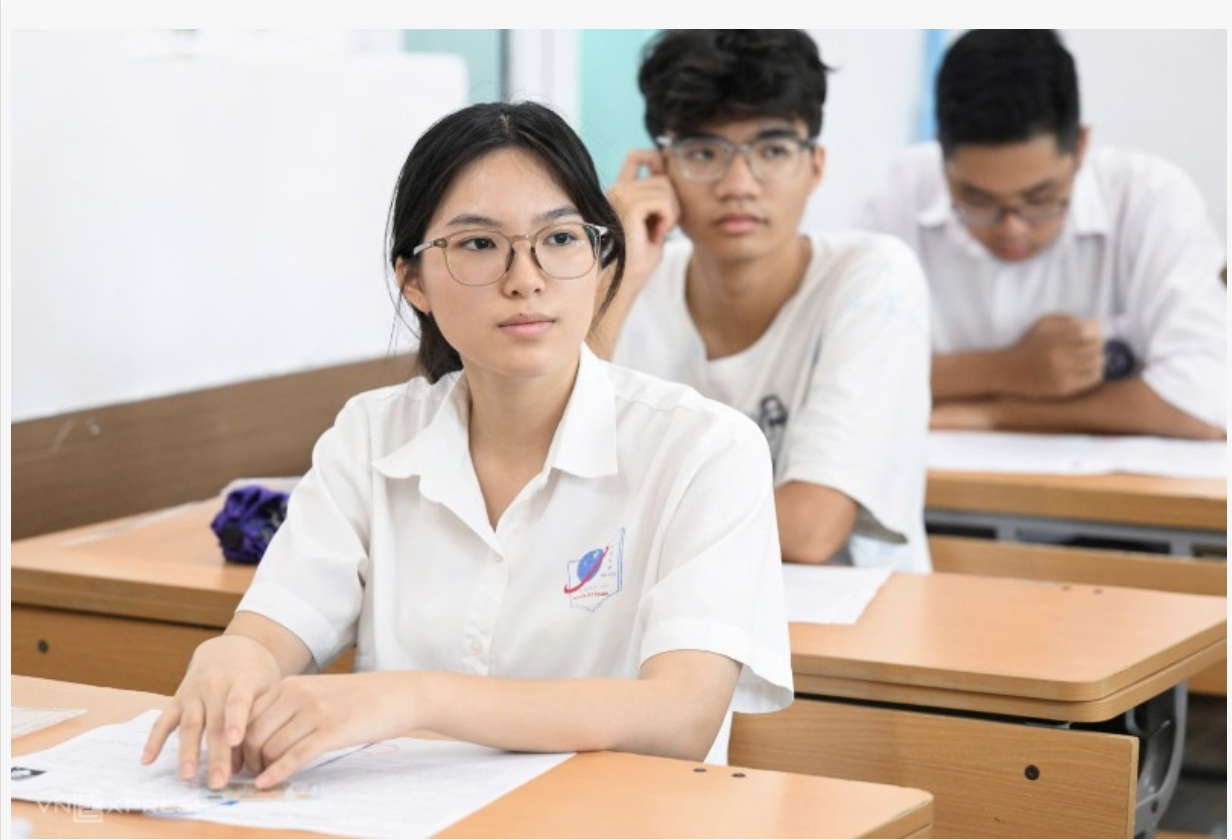 Chương trình giáo dục phổ thông 2018 được ban hành và triển khai đúng lộ trình trên phạm vi toàn quốc.