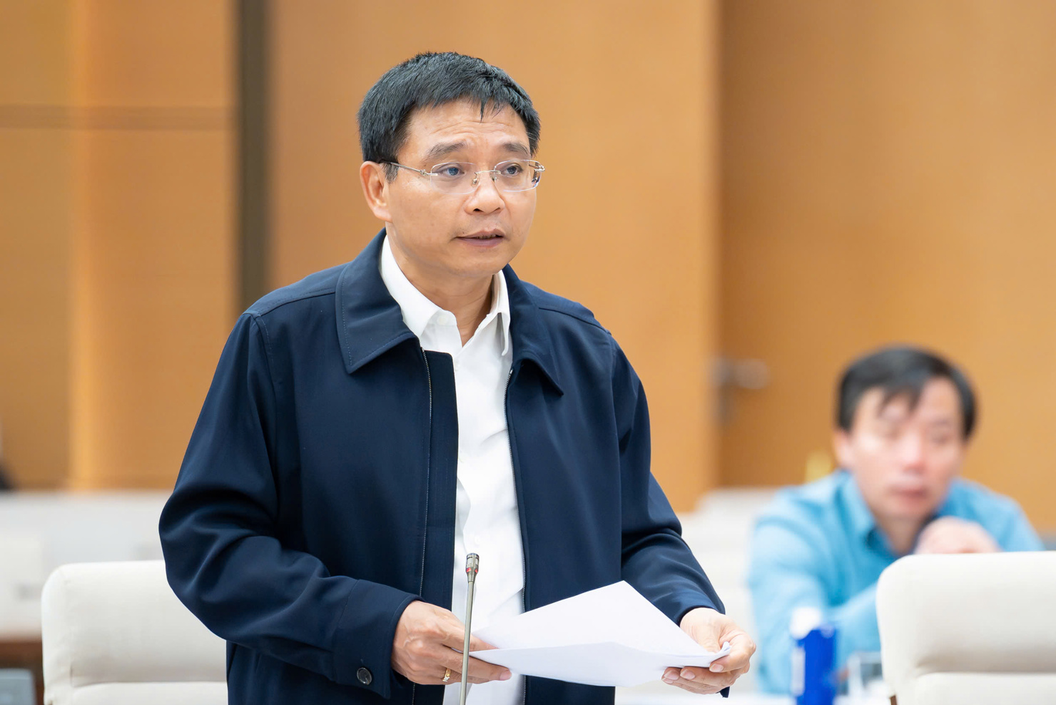 Bộ trưởng Bộ Tài chính Nguyễn Văn Thắng trình bày tờ trình của Chính phủ về Dự án Luật Dự trữ quốc gia (sửa đổi).