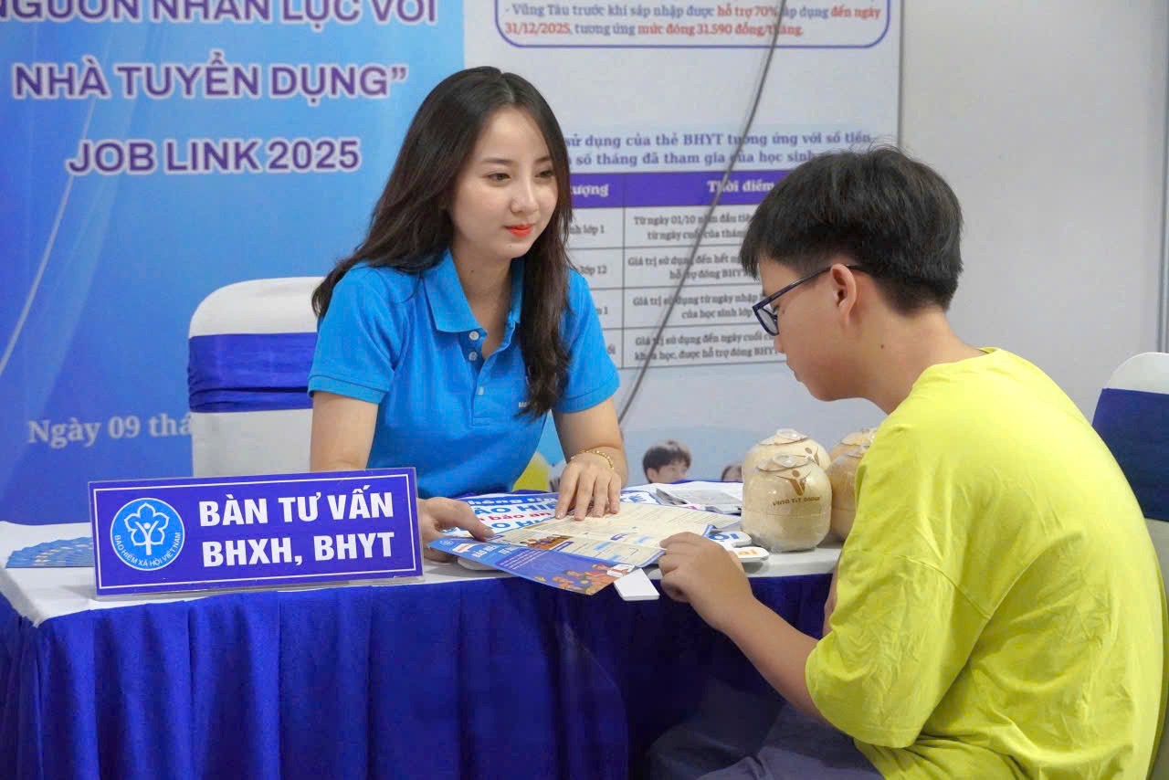 Tư vấn chính sách bảo hiểm xã hội cho người dân