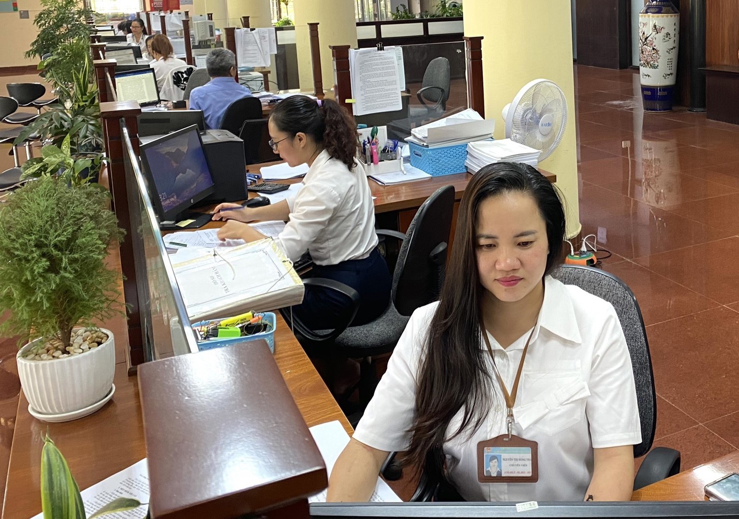 Thu ngân sách nhà nước 10 tháng năm 2025 đạt gần 2,2 triệu tỷ đồng.