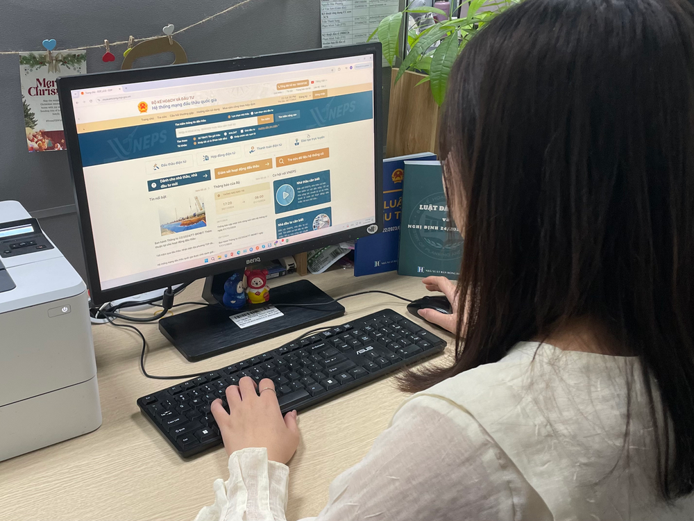 Hệ thống mạng đấu thầu quốc gia nâng cấp giao diện và menu chức năng.