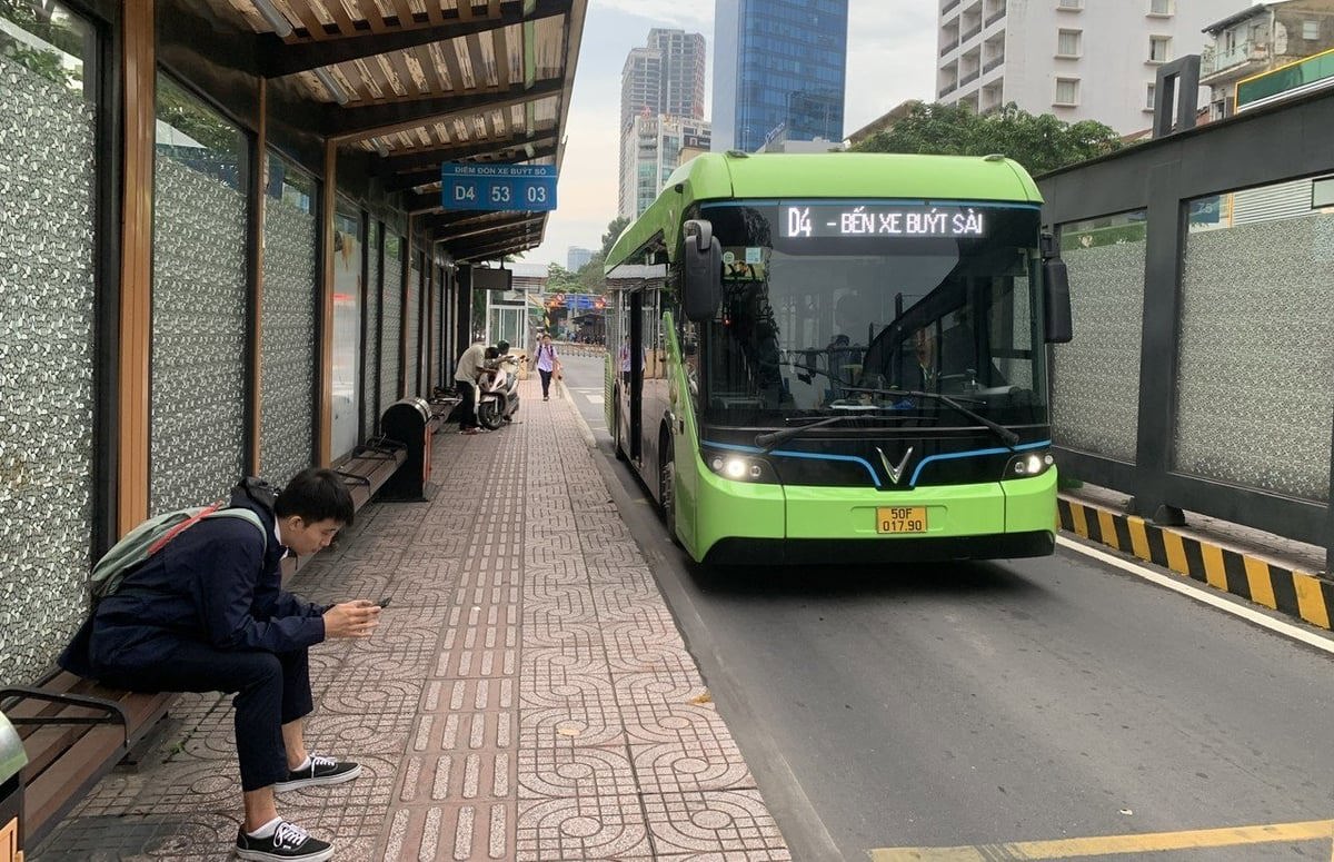 Phát triển giao thông xanh là một trong những giải pháp quan trọng góp phần giảm thiểu tác động đến môi trường. 