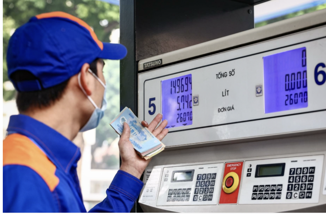 Dự báo ngày mai (20/110 giá xăng trong nước tăng nhẹ, giá dầu giảm.