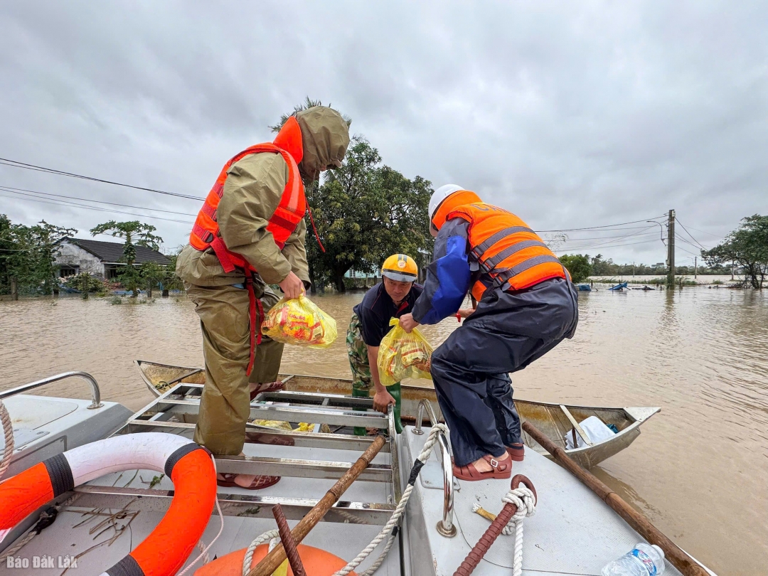 Mưa lũ gây thiệt hại nặng nề tại tỉnh Đắk Lắk