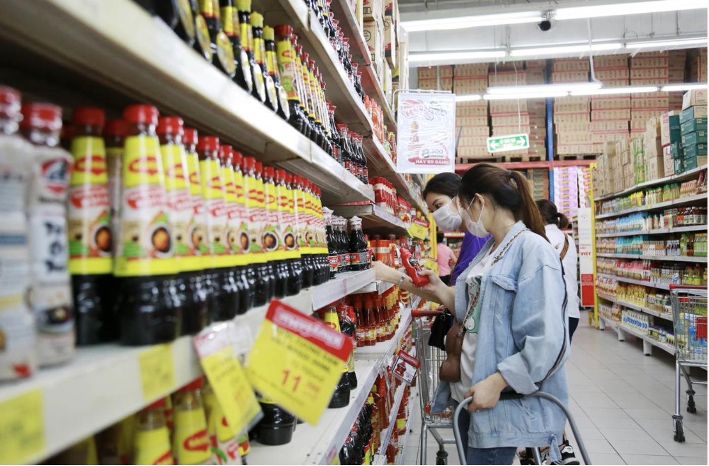 Tổng mức bán lẻ hàng hóa và doanh thu dịch vụ tiêu dùng 10 tháng năm 2025 ước đạt 598,4 nghìn tỷ đồng.