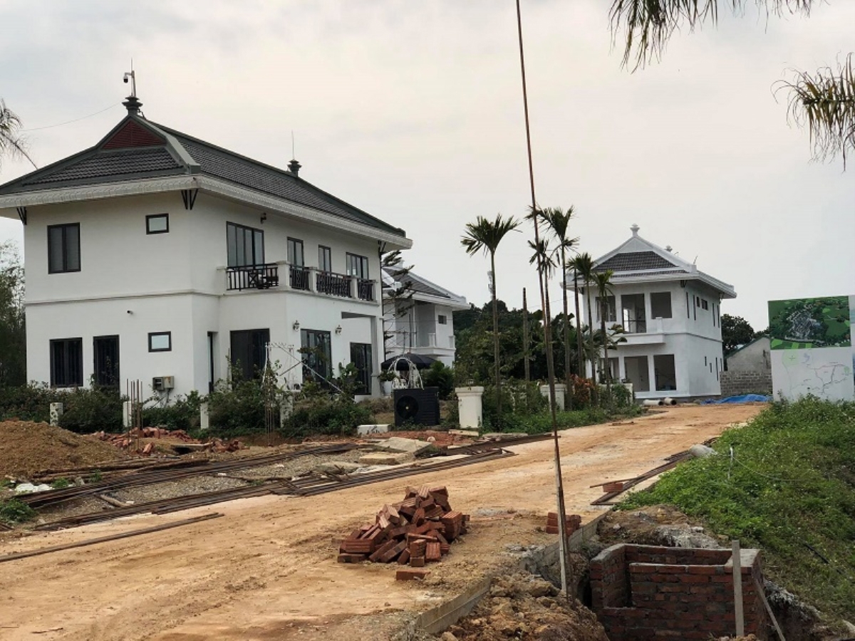 Bên trong "dự án tự phong" Green Oasis Villas