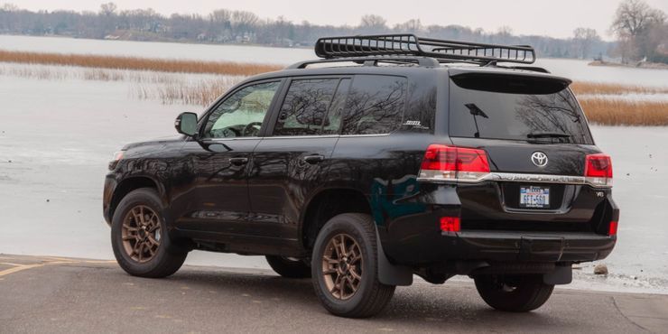 Những mẫu SUV được “tung hô” quá đà - Ảnh 9