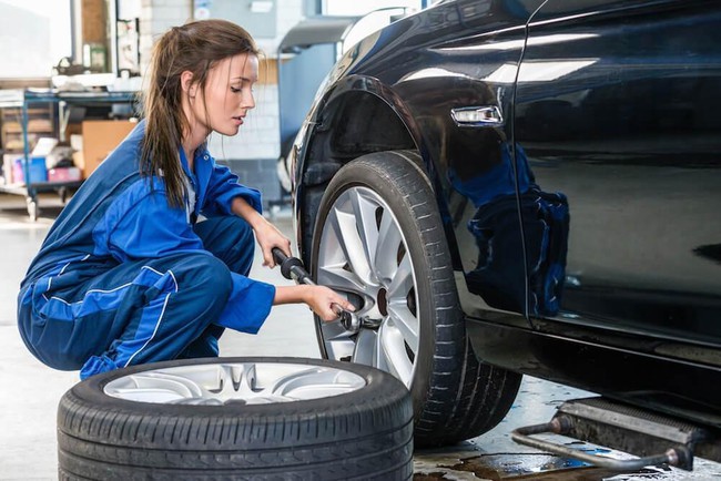 Những việc cần làm để xe ô tô tiết kiệm nhiên liệu trong cơn “bão giá” xăng dầu  - Ảnh 3