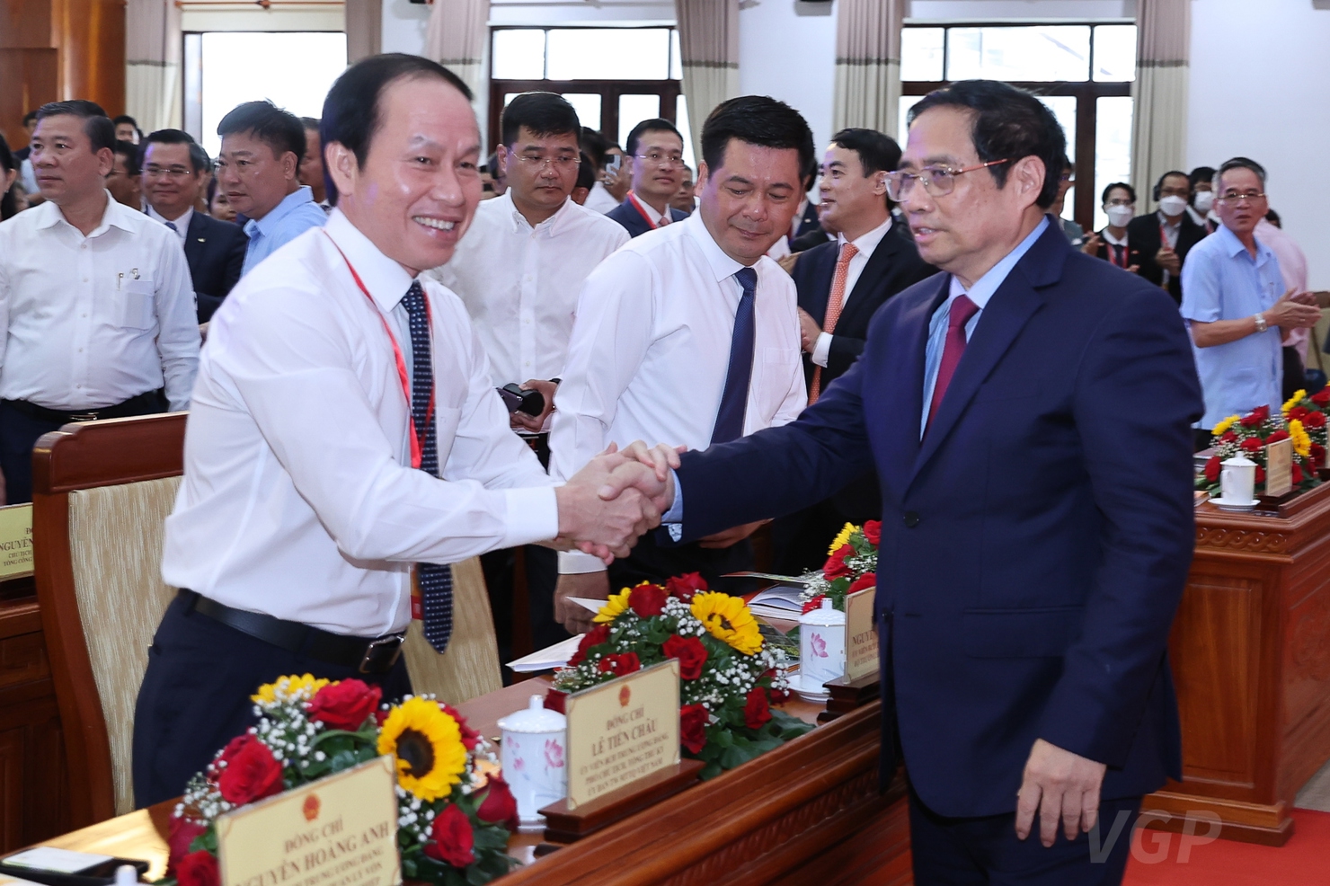 Thủ tướng cùng các đại biểu dự Hội nghị xúc tiến đầu tư tỉnh Hậu Giang năm 2022 - Ảnh: VGP/Nhật Bắc