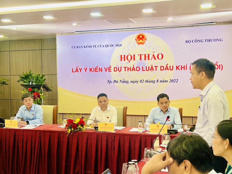 Ủy ban Kinh tế lấy ý kiến dự án Luật Dầu khí (sửa đổi) - Ảnh 1