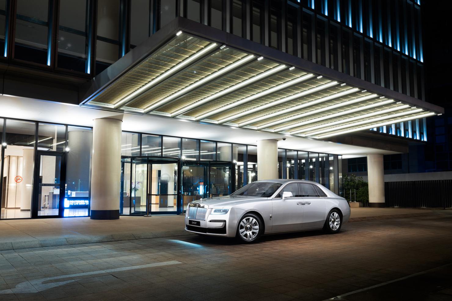 Khám phá Rolls-Royce Ghost 2021 chính hãng giá gần 30 tỷ tại Việt Nam - Ảnh 13