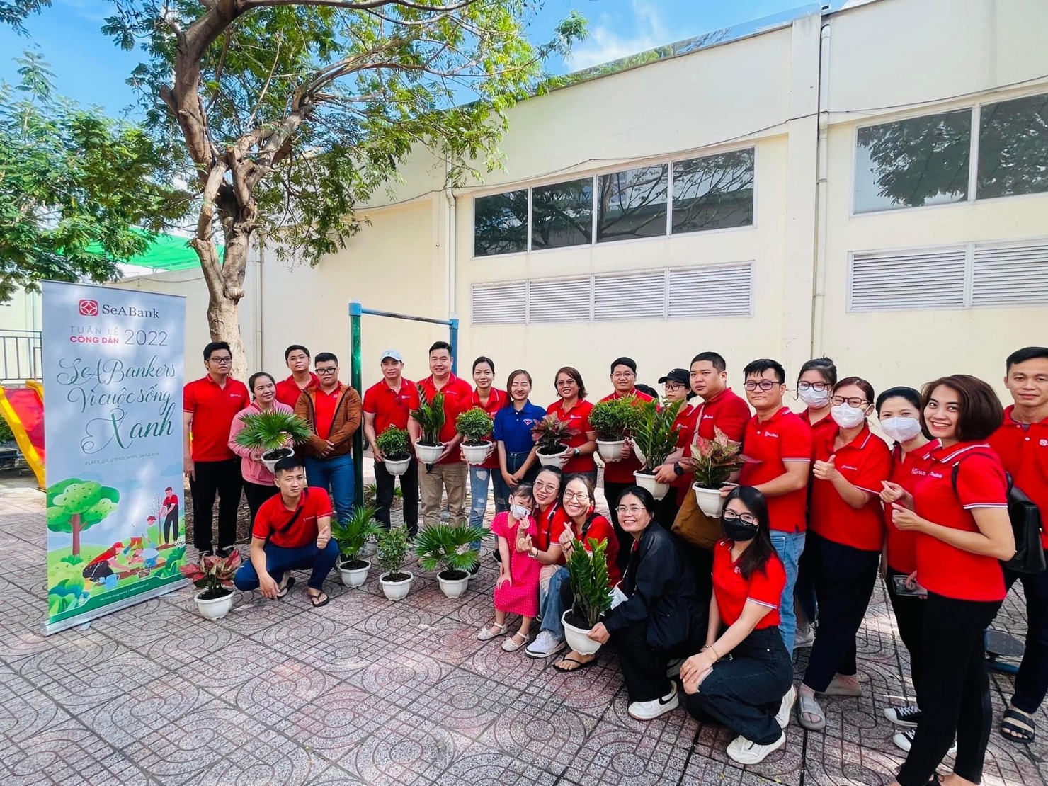 Hành động đẹp của các cán bộ, nhân viên SeABank đã thể hiện được sự trách nhiệm với môi trường sống