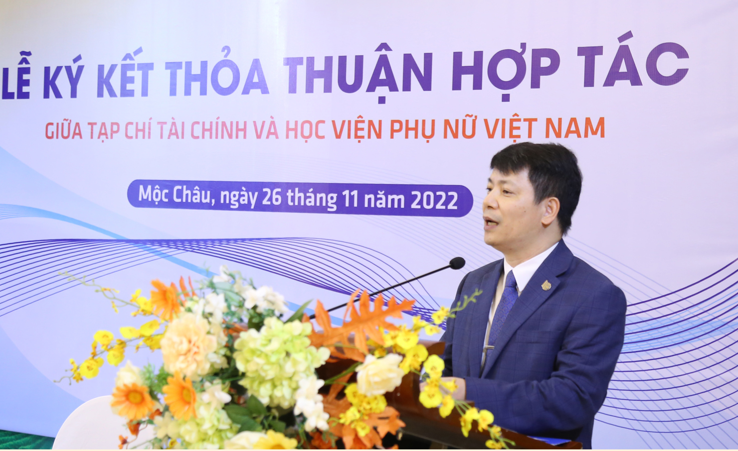 PGS.TS. Trần Quang Tiến - Gi&aacute;m đốc Học viện Phụ nữ Việt Nam ph&aacute;t biểu tại Lễ k&yacute; kết. &nbsp;