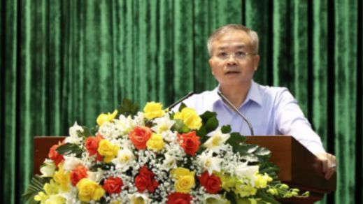Phó Tổng Giám đốc KBNN Nguyễn Quang Vinh phát biểu tại Hội nghị. 