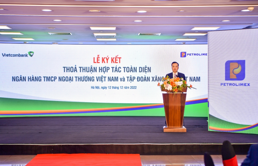 Ông Phạm Quang Dũng - Chủ tịch Hội đồng Quản trị Vietcombank phát biểu tại Lễ ký kết thỏa thuận hợp tác toàn diện giữa Vietcombank và Petrolimex.