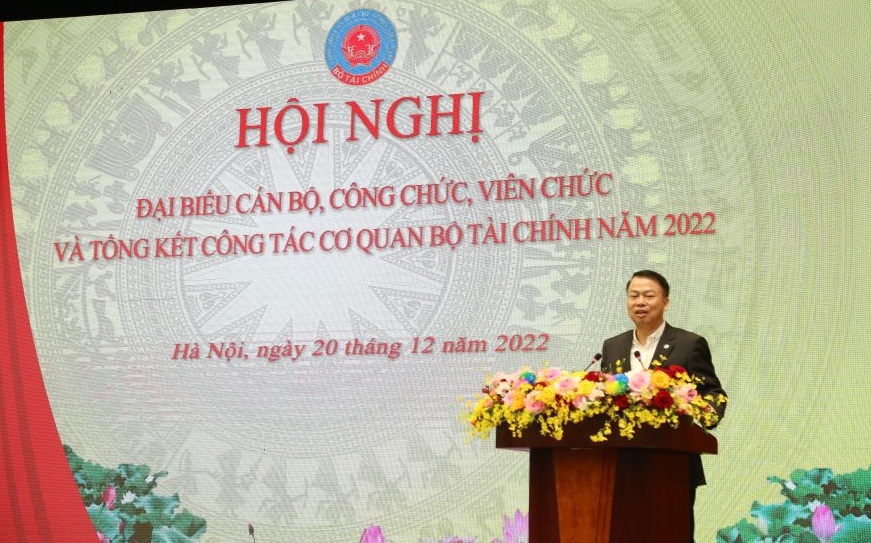 Thứ trưởng Bộ Tài chính Nguyễn Đức Chi phát biểu chỉ đạo Hội nghị. 