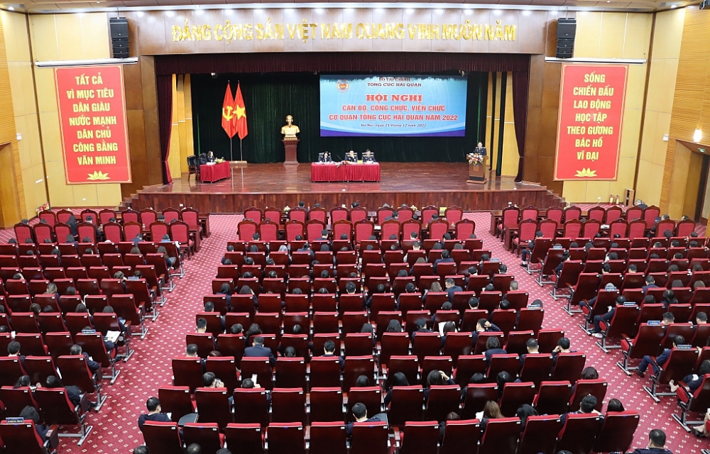 Toàn cảnh hội nghị.