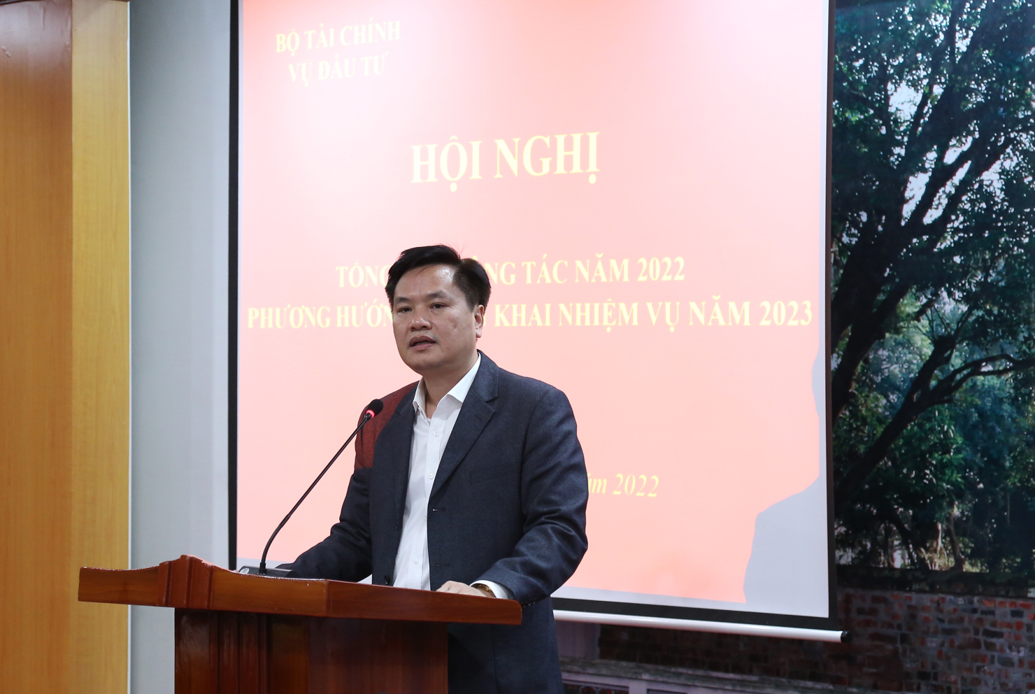 &Ocirc;ng Dương B&aacute; Đức - Vụ trưởng Vụ Đầu tư ph&aacute;t biểu tại Hội nghị. &nbsp;