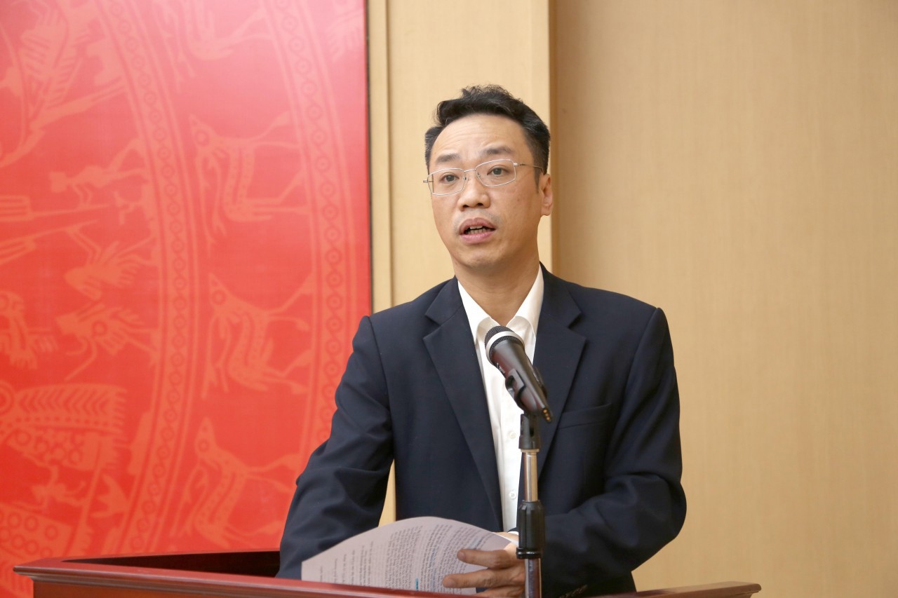 Ph&oacute; Vụ trưởng Vụ Hợp t&aacute;c Quốc tế Phạm Tuấn Anh ph&aacute;t biểu tại hội nghị. Ảnh: Đức Minh