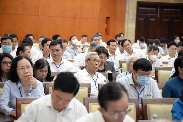 Hội nghị được triển khai theo h&igrave;nh thức trực tiếp v&agrave; trực tuyến&nbsp;