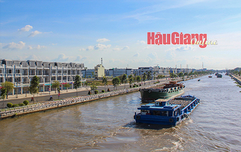 Thời gian qua tỉnh phát triển mạnh bất động sản, nhiều dự án khu dân cư, đô thị được xây dựng. Ảnh: MT