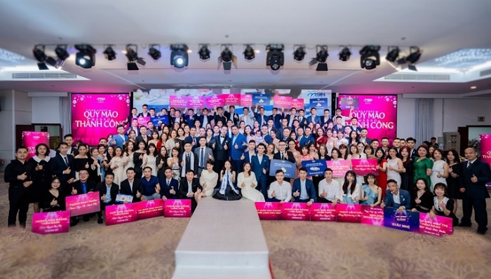 Tập thể MSH Group đoàn kết, quyết tâm đạt mục tiêu bứt phá hơn nữa trong năm 2023.