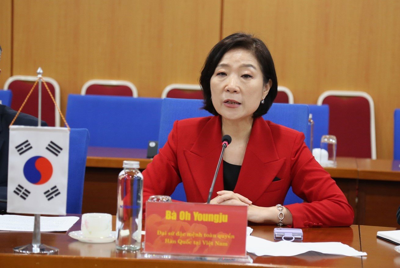 Đại sứ Oh Youngju đánh giá cao sự phát triển của Việt Nam. 