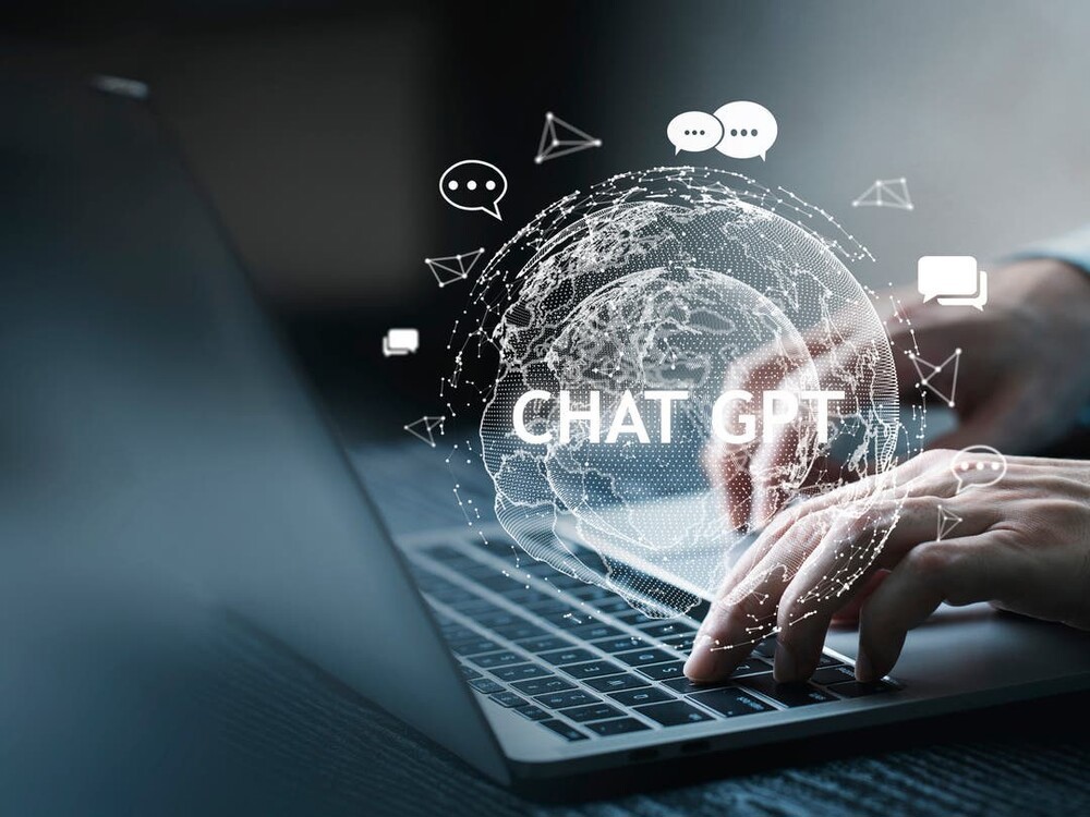 Chuy&ecirc;n gia cho rằng, một số m&atilde; th&ocirc;ng b&aacute;o AI đ&atilde; tăng vọt do sự th&agrave;nh c&ocirc;ng của ChatGPT