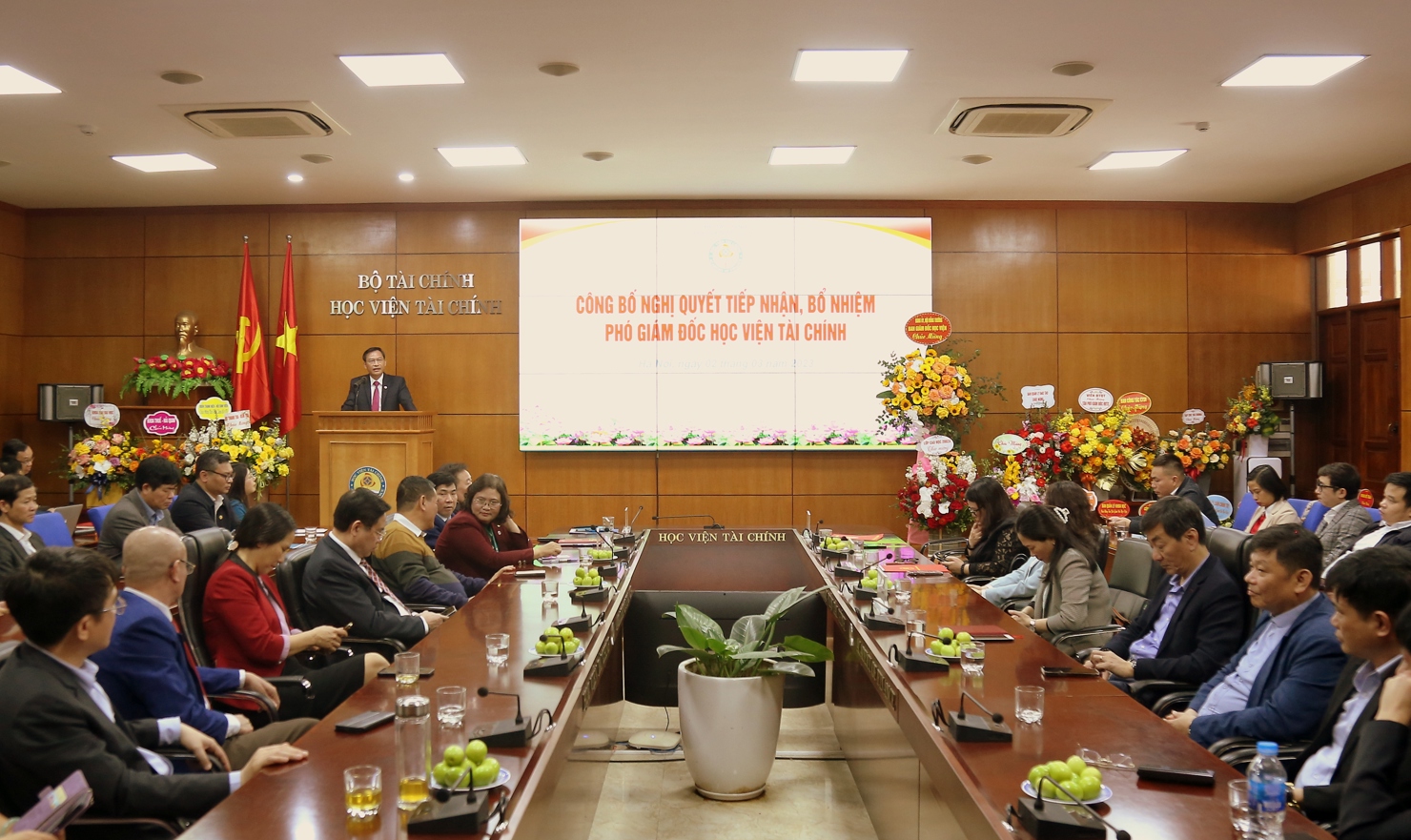 To&agrave;n cảnh buổi lễ.