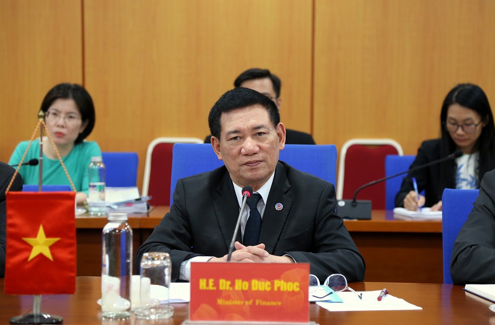 Bộ trưởng Hồ Đức Phớc mong muốn trong thời gian tới, JBIC tiếp tục phối hợp với Việt Nam để thúc đẩy tạo ra giá trị chung toàn cầu và đảm bảo cho lợi ích của hai nước.