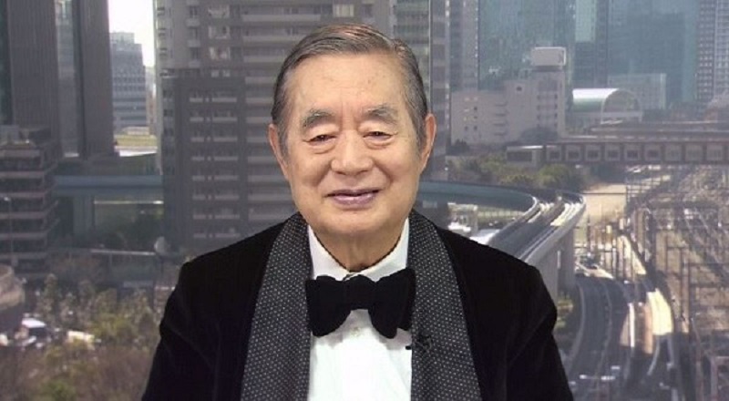 Tiến sĩ Yoshiro Nakamatsu có ý tưởng về đĩa mềm và đăng ký bằng sáng chế cho phát minh này