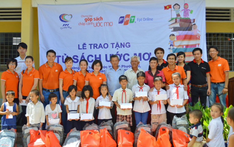 Từ năm 2010, FPT chọn ng&agrave;y 13/3 h&agrave;ng năm l&agrave; Ng&agrave;y FPT V&igrave; cộng đồng, nhằm động vi&ecirc;n mỗi CBNV tham gia c&aacute;c hoạt động thiện nguyện, v&igrave; x&atilde; hội. Nguồn: Internet.