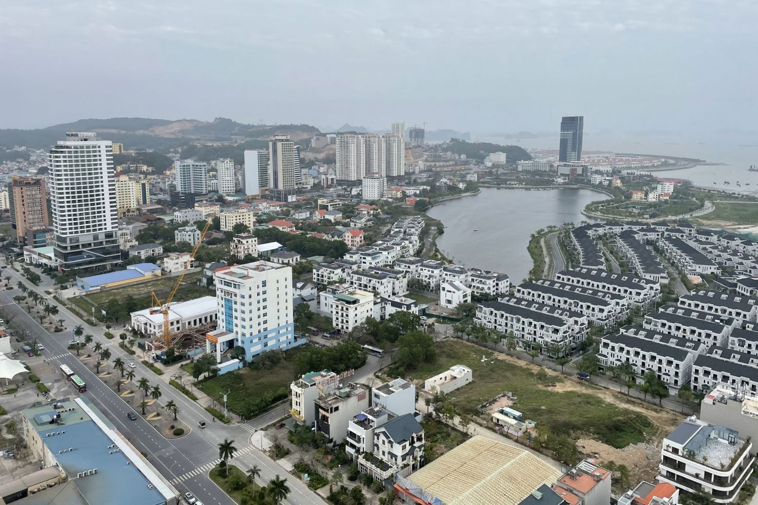 Cần quy định rõ việc cho phép nhận “đặt cọc” phù hợp với từng đối tượng.
