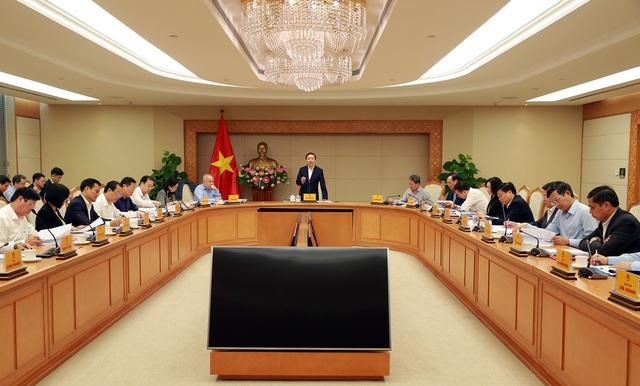 Phó Thủ tướng Trần Hồng Hà cho rằng, cơ chế, chính sách trong phát triển kết cấu hạ tầng phải đi trước về tư duy, tầm nhìn quy hoạch; đa dạng các hình thức huy động nguồn lực xã hội; cải cách triệt để các thủ tục hành chính - Ảnh: VGP/Minh Khôi
