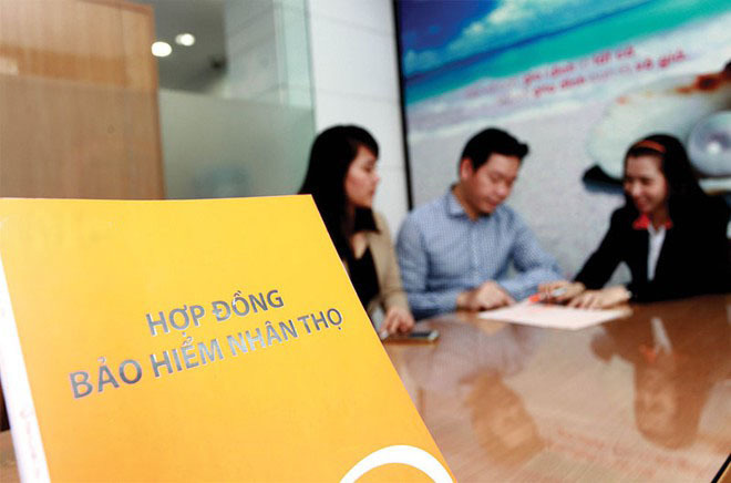 Theo các chuyên gia, mẫu hợp đồng bảo hiểm chỉ cần 10-20 trang để người mua đọc dễ hiểu.