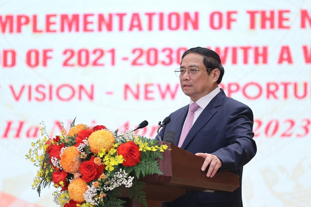 Thủ tướng Phạm Minh Chính nêu rõ: Quy hoạch tổng thể quốc gia có ý nghĩa rất quan trọng và được xây dựng dựa trên định hướng QHTTQG đã được Hội nghị lần thứ 6 Ban Chấp hành Trung ương khóa XIII thông qua tại Kết luận số 45-KL/TW ngày 17/11/2022 - Ảnh: VGP/Nhật Bắc.