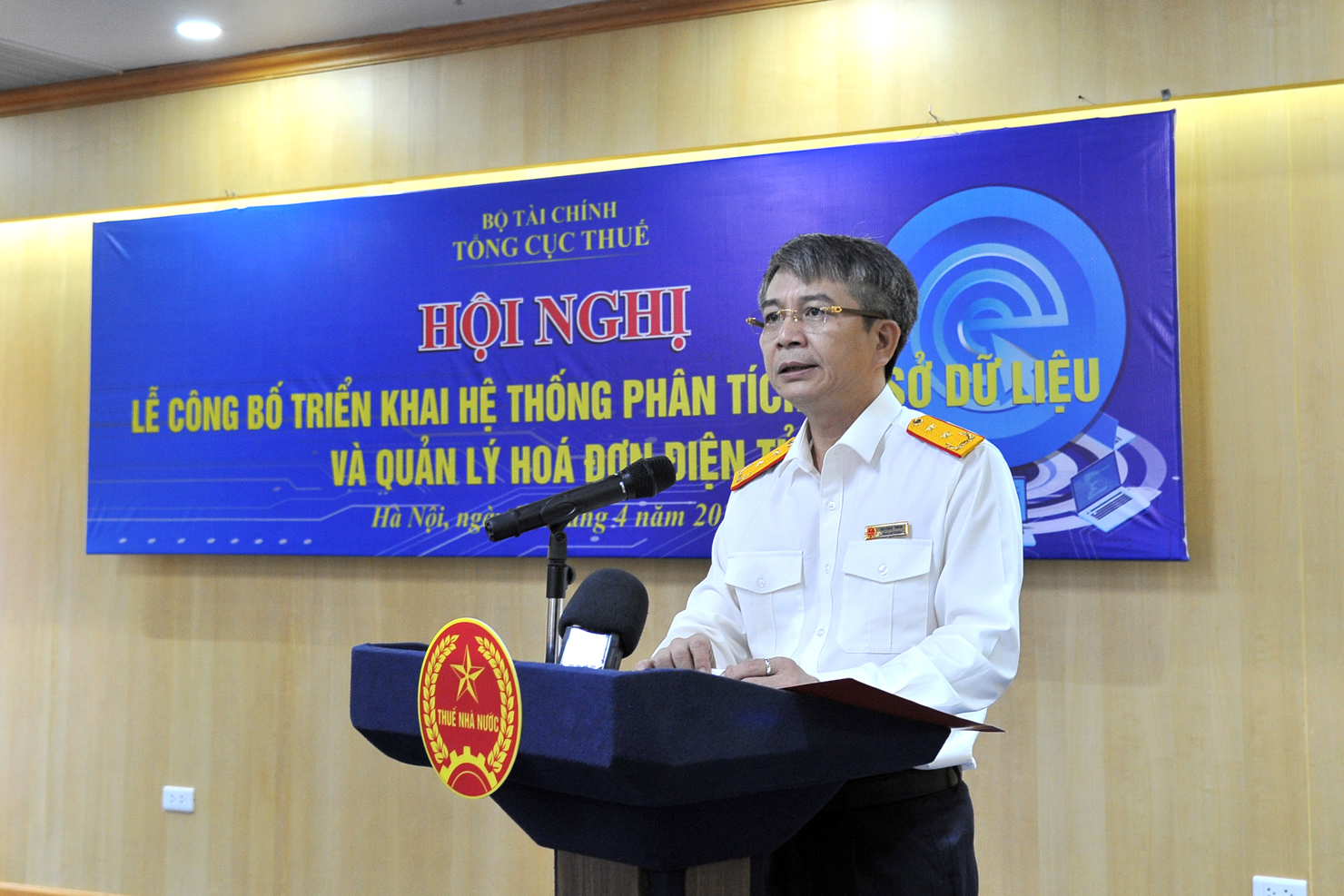Quyền Tổng cục trưởng Tổng cục Thuế Mai Xu&acirc;n Th&agrave;nh ph&aacute;t biểu chỉ đạo tại Hội nghị.