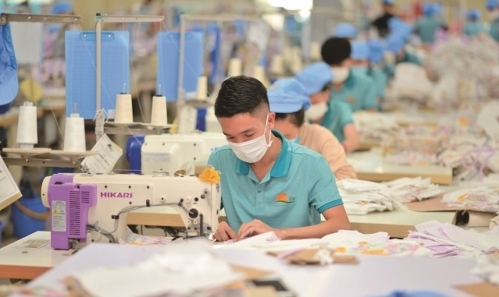Nhu cầu tiêu dùng giảm, doanh nghiệp dệt may thiếu đơn hàng xuất khẩu từ tháng cuối năm 2022.