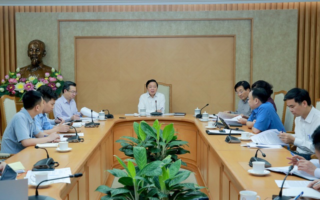 Phó Thủ tướng Trần Hồng Hà yêu cầu NHNN, Bộ Xây dựng nghiên cứu, đề xuất phương án, thời gian hỗ trợ lãi suất từ gói tín dụng 120.000 tỷ đồng.