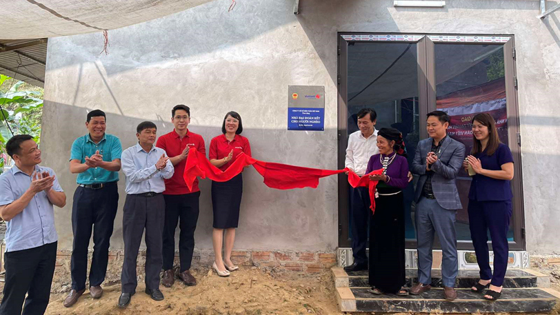 Vietlott trao tặng nhà đại đoàn kết tại huyện Đà Bắc, tỉnh Hòa Bình