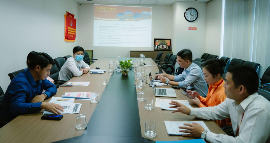 Tỉnh B&igrave;nh Dương v&agrave; Viện Quản trị Ch&iacute;nh s&aacute;ch v&agrave; Chiến lược ph&aacute;t triển đang x&acirc;y dựng chương tr&igrave;nh nghi&ecirc;n cứu khảo s&aacute;t c&aacute;c ch&iacute;nh s&aacute;ch thu h&uacute;t đầu tư.