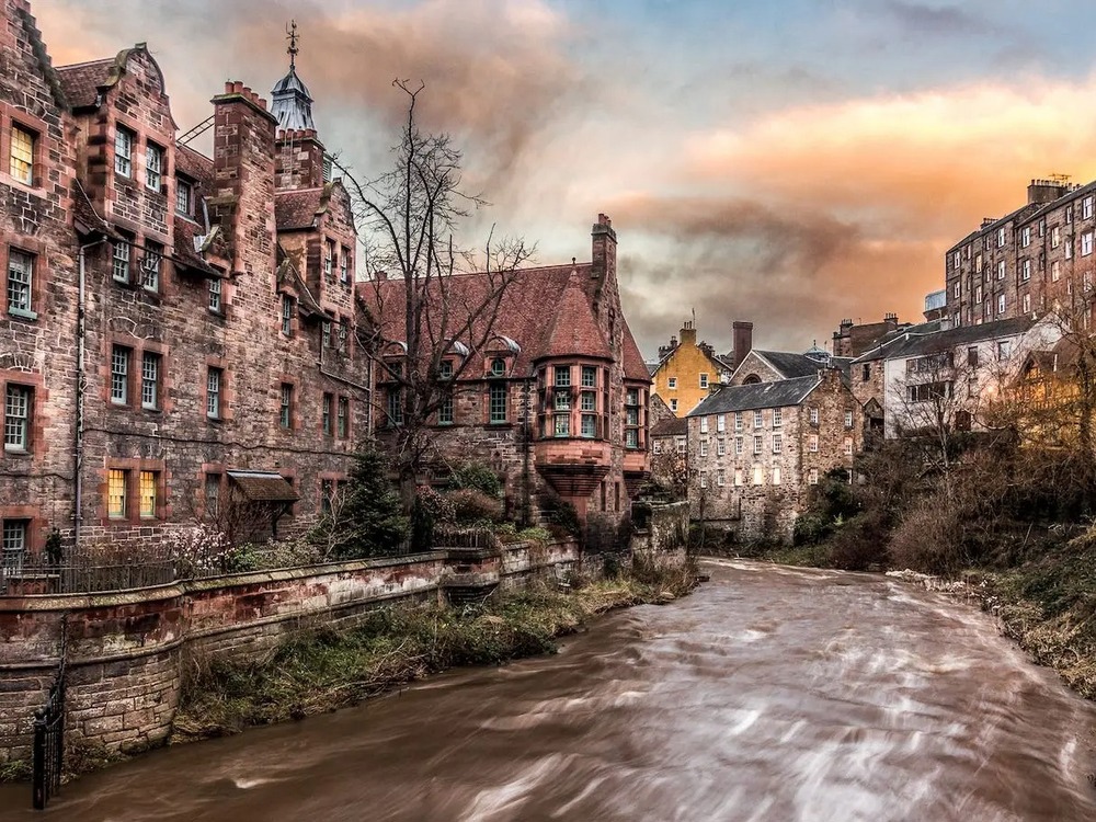 Edinburgh. Ảnh Steny02 / Shutterstock