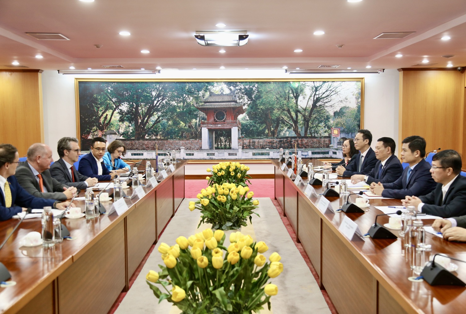 Quang cảnh cuộc l&agrave;m việc.&nbsp;